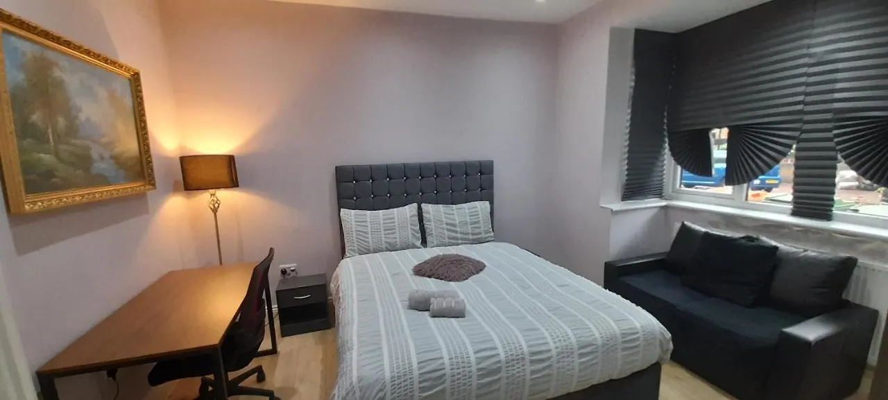 Comfy Fenia Stay Londres Séjour chez l'habitant